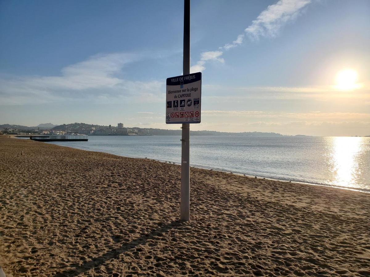Port Frejus Est, Le Capitole, Studio 27M2, Vue Mer Dış mekan fotoğraf